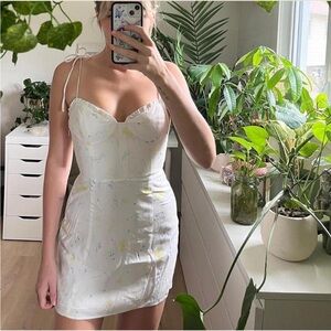 Aritzia Wilfred floral mini dress size 2